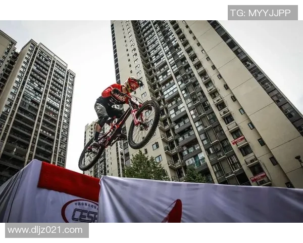 深圳极限运动队与重庆极限运动队赛后复盘分析及配合策略探讨 深圳极限运动队与重庆极限运动队赛后复盘分析及配合策略探讨